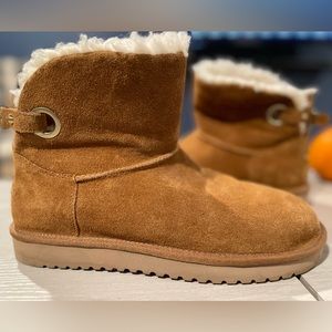 Koolaburra by Ugg Booties Size 9